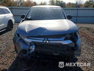 Piąte zdjęcie samochodu w środku: 2019 MITSUBISHI OUTLANDER ES VIN:JA4AD2A3XKZ047218 - miniatura