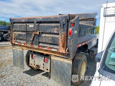Trzecie zdjęcie samochodu z tyłu: 2018 FORD F650 SUPER DUTY DUMP TRUCK VIN:1FDNF6AY4JDF03225 - miniatura