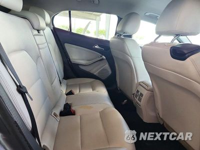 Zdjęcie 11 z 13 samochodu: 2016 MERCEDES-BENZ GLA 250 VIN:WDCTG4EB0GJ200529 - miniatura