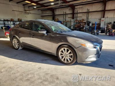 Czwarte zdjęcie samochodu z boku: 2017 MAZDA 3 TOURING VIN:3MZBN1V78HM152460 - miniatura