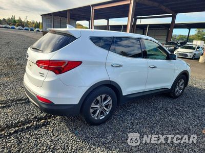 Trzecie zdjęcie samochodu z tyłu: 2016 HYUNDAI SANTA FE SPORT 2.4L VIN:5XYZTDLB2GG314305 - miniatura