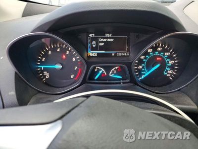 Zdjęcie 9 z 12 samochodu: 2015 FORD ESCAPE SE VIN:1FMCU9G96FUA28635 - miniatura