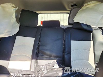 Zdjęcie 10 z 13 samochodu: 2017 TOYOTA RAV4 HYBRID XLE VIN:JTMRJREV6HD117583 - miniatura
