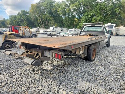 Trzecie zdjęcie samochodu z tyłu: 2016 FORD F550 SUPER DUTY VIN:1FDUF5GT7GED30238 - miniatura