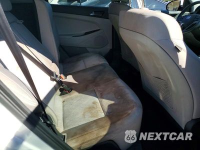 Zdjęcie 11 z 13 samochodu: 2016 HYUNDAI TUCSON SPORT VIN:KM8J3CA26GU095529 - miniatura