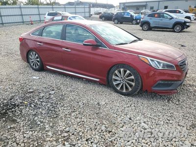 Czwarte zdjęcie samochodu z boku: 2015 HYUNDAI SONATA SPORT VIN:5NPE34AF2FH094580 - miniatura