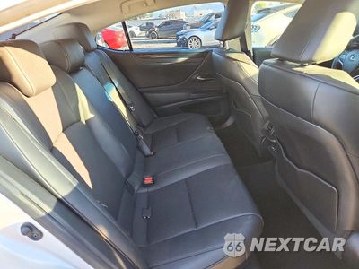 Zdjęcie 10 z 13 samochodu: 2021 LEXUS ES 300H BASE VIN:58ACA1C13MU008973 - miniatura