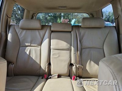 Zdjęcie 10 z 13 samochodu: 2006 TOYOTA HIGHLANDER LIMITED VIN:JTEEP21A560169102 - miniatura