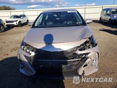 Piąte zdjęcie samochodu w środku: 2017 TOYOTA PRIUS PRIME ADVANCED VIN:JTDKARFPXH3034679 - miniatura