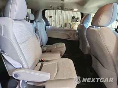Zdjęcie 10 z 12 samochodu: 2022 TOYOTA SIENNA LE VIN:5TDKRKEC9NS129405 - miniatura