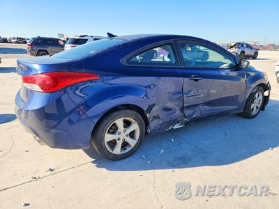 Trzecie zdjęcie samochodu z tyłu: 2013 HYUNDAI ELANTRA COUPE GS VIN:KMHDH6AE8DU005349 - miniatura