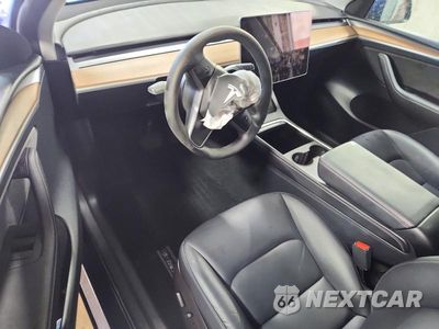 Zdjęcie 8 z 13 samochodu: 2024 TESLA MODEL Y VIN:7SAYGDEE8RF160994 - miniatura