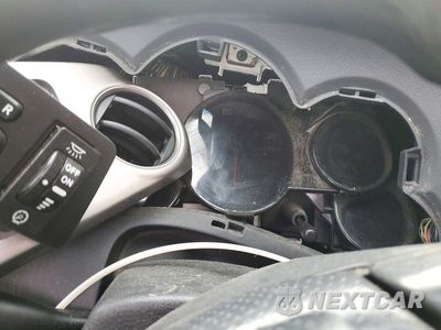 Zdjęcie 9 z 13 samochodu: 2005 PONTIAC VIBE VIN:5Y2SL63895Z401120 - miniatura