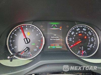 Zdjęcie 9 z 14 samochodu: 2019 TOYOTA RAV4 XLE VIN:JTMP1RFV0KD016343 - miniatura
