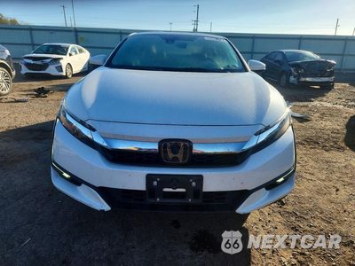 Piąte zdjęcie samochodu w środku: 2019 HONDA CLARITY VIN:JHMZC5F10KC007090 - miniatura