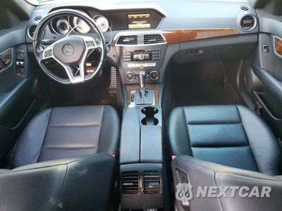 Zdjęcie 8 z 12 samochodu: 2014 MERCEDES-BENZ C 300 4MATIC VIN:WDDGF8AB2EA943803 - miniatura