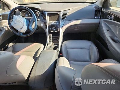 Zdjęcie 8 z 13 samochodu: 2013 HYUNDAI SONATA LIMITED VIN:5NPEC4AC2DH792433 - miniatura