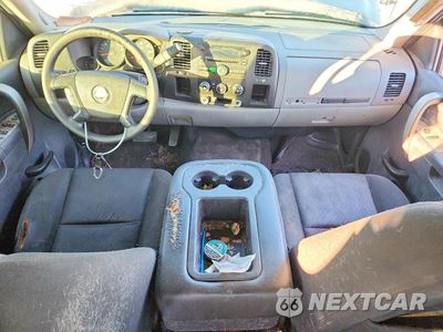 Zdjęcie 8 z 12 samochodu: 2010 CHEVROLET SILVERADO C1500 LS VIN:3GCRCREA9AG207276 - miniatura