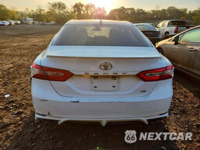 Zdjęcie 6 z 12 samochodu: 2020 TOYOTA CAMRY SE VIN:4T1G11AK3LU506755 - miniatura