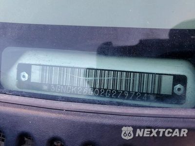 Zdjęcie 13 z 13 samochodu: 2002 CHEVROLET SUBURBAN K2500 VIN:3GNGK26G02G279724 - miniatura