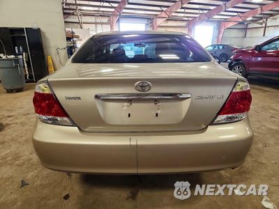 Zdjęcie 6 z 12 samochodu: 2006 TOYOTA CAMRY LE VIN:4T1BE32K36U144519 - miniatura