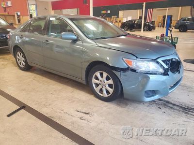 Czwarte zdjęcie samochodu z boku: 2011 TOYOTA CAMRY LE VIN:4T4BF3EKXBR112661 - miniatura