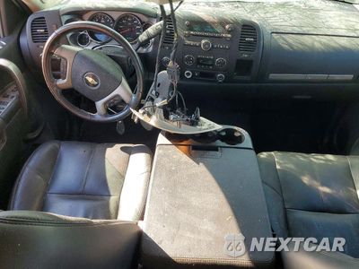 Zdjęcie 8 z 12 samochodu: 2011 CHEVROLET SILVERADO K1500 LT VIN:1GCRKSE33BZ343531 - miniatura