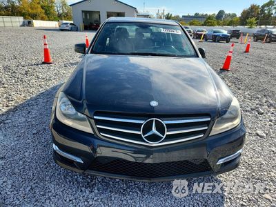 Piąte zdjęcie samochodu w środku: 2014 MERCEDES-BENZ C 300 4MATIC VIN:WDDGF8AB8EG231339 - miniatura