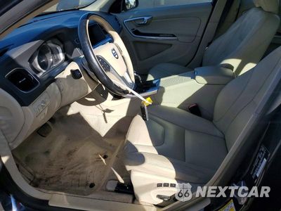 Zdjęcie 7 z 12 samochodu: 2015 VOLVO V60 PREMIER VIN:YV1612SK4F1245964 - miniatura