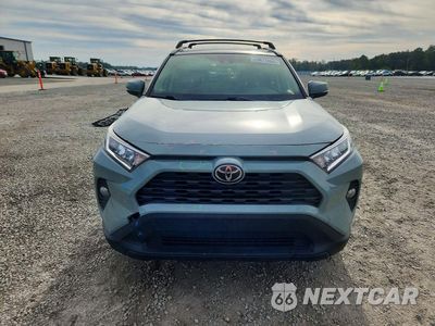 Piąte zdjęcie samochodu w środku: 2020 TOYOTA RAV4 XLE VIN:JTMP1RFV5LJ026028 - miniatura