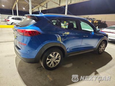 Trzecie zdjęcie samochodu z tyłu: 2020 HYUNDAI TUCSON VALUE VIN:KM8J3CA47LU092599 - miniatura