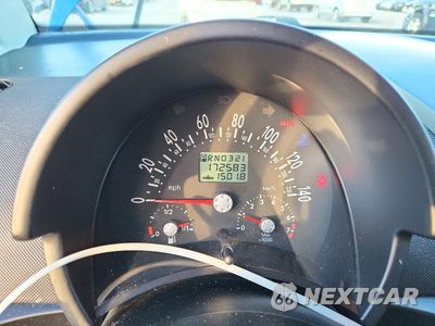 Zdjęcie 9 z 13 samochodu: 2001 VOLKSWAGEN NEW BEETLE GLS VIN:3VWCB21C31M454573 - miniatura