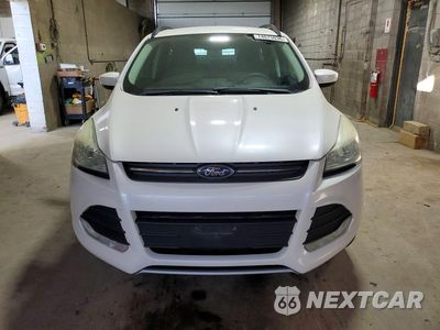 Piąte zdjęcie samochodu w środku: 2015 FORD ESCAPE SE VIN:1FMCU9GX7FUB43176 - miniatura