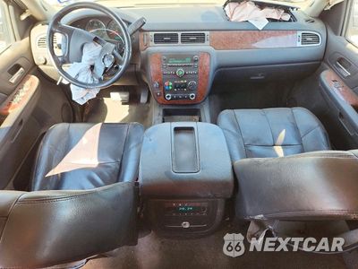 Zdjęcie 8 z 13 samochodu: 2008 CHEVROLET TAHOE C1500 VIN:1GNFC13038J181871 - miniatura