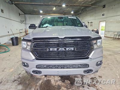 Piąte zdjęcie samochodu w środku: 2020 RAM 1500 BIG HORN/LONE STAR VIN:1C6SRFFT6LN292089 - miniatura