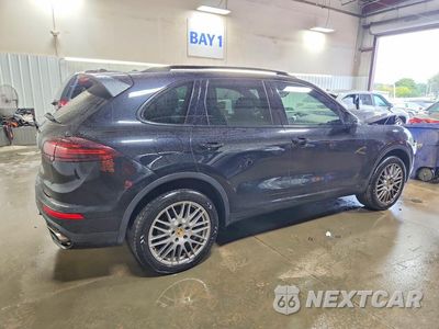 Trzecie zdjęcie samochodu z tyłu: 2018 PORSCHE CAYENNE VIN:WP1AA2A28JKA05383 - miniatura