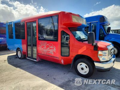 2019 FORD ECONOLINE E450 SUPER DUTY CUTAWAY VAN 1FDEE4F61KDC56102 - główne zdjęcie licytacji z USA - miniatura