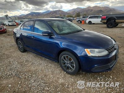 Czwarte zdjęcie samochodu z boku: 2013 VOLKSWAGEN JETTA SE VIN:3VWDP7AJ3DM367603 - miniatura