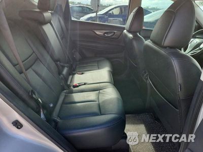 Zdjęcie 11 z 14 samochodu: 2016 NISSAN ROGUE SL VIN:5N1AT2MT0GC862165 - miniatura