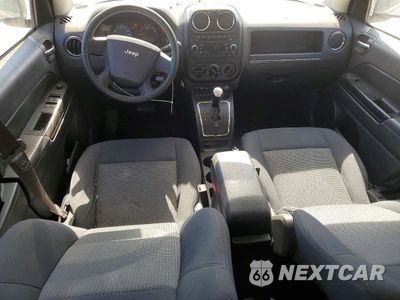 Zdjęcie 8 z 13 samochodu: 2009 JEEP COMPASS SPORT VIN:1J4FF47B79D210456 - miniatura