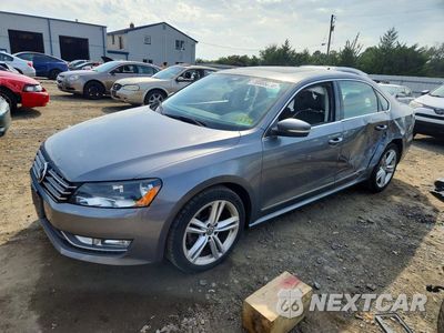2015 VOLKSWAGEN PASSAT SEL 1VWCV7A38FC008819 - główne zdjęcie licytacji z USA - miniatura
