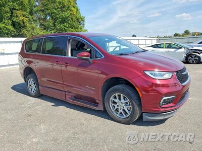 Czwarte zdjęcie samochodu z boku: 2023 CHRYSLER PACIFICA TOURING L VIN:2C4RC1BG0PR568635 - miniatura