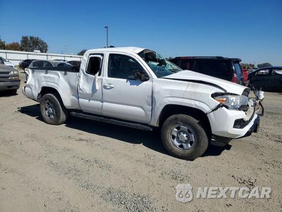 Czwarte zdjęcie samochodu z boku: 2019 TOYOTA TACOMA SR VIN:5TFRX5GN8KX140342 - miniatura