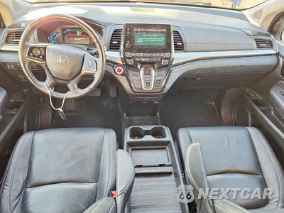 Zdjęcie 8 z 14 samochodu: 2021 HONDA ODYSSEY TOURING VIN:5FNRL6H80MB007386 - miniatura