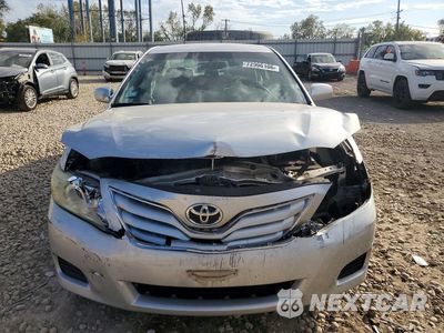 Piąte zdjęcie samochodu w środku: 2010 TOYOTA CAMRY LE VIN:4T4BF3EK7AR016923 - miniatura