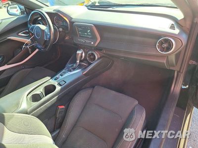 Zdjęcie 8 z 13 samochodu: 2018 CHEVROLET CAMARO LT VIN:1G1FB1RS2J0181742 - miniatura