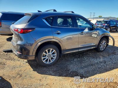Trzecie zdjęcie samochodu z tyłu: 2024 MAZDA CX-5 PREFERRED VIN:JM3KFBCLXR0485700 - miniatura