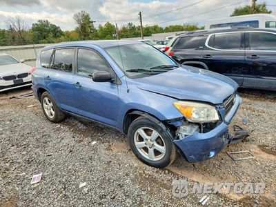 Czwarte zdjęcie samochodu z boku: 2008 TOYOTA RAV4 BASE VIN:JTMBD33V086074498 - miniatura