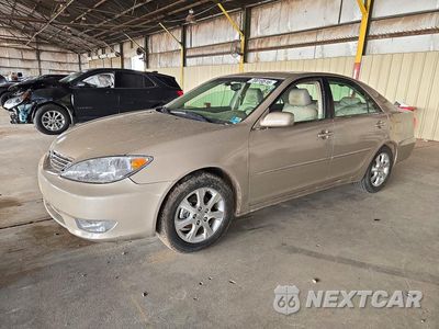 2005 TOYOTA CAMRY XLE 4T1BE30K25U503456 - główne zdjęcie licytacji z USA - miniatura