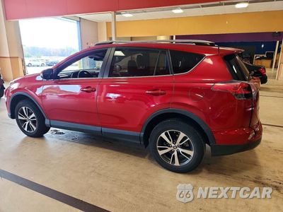 Drugie zdjęcie samochodu z przodu: 2017 TOYOTA RAV4 XLE VIN:JTMRFREV5HJ165112 - miniatura